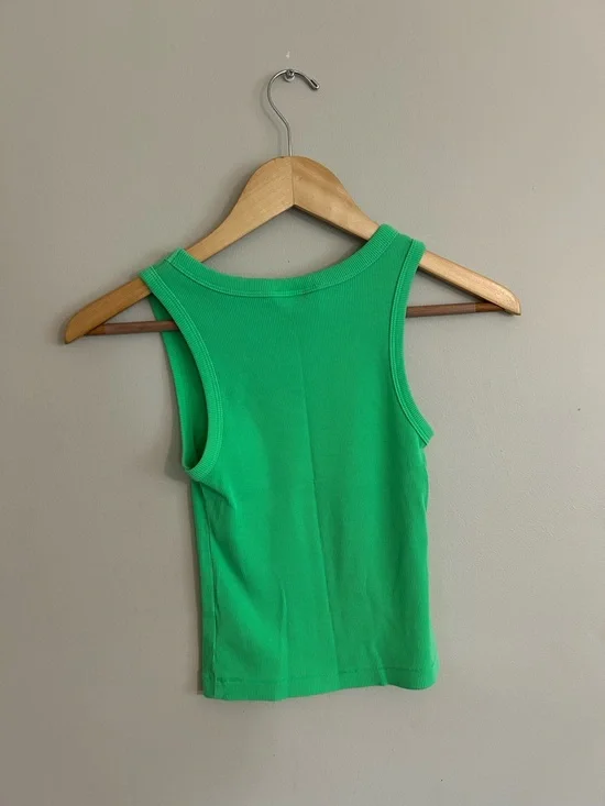 Universal Thread Bright Green Ribbed Tank - Picture 10 of 10
